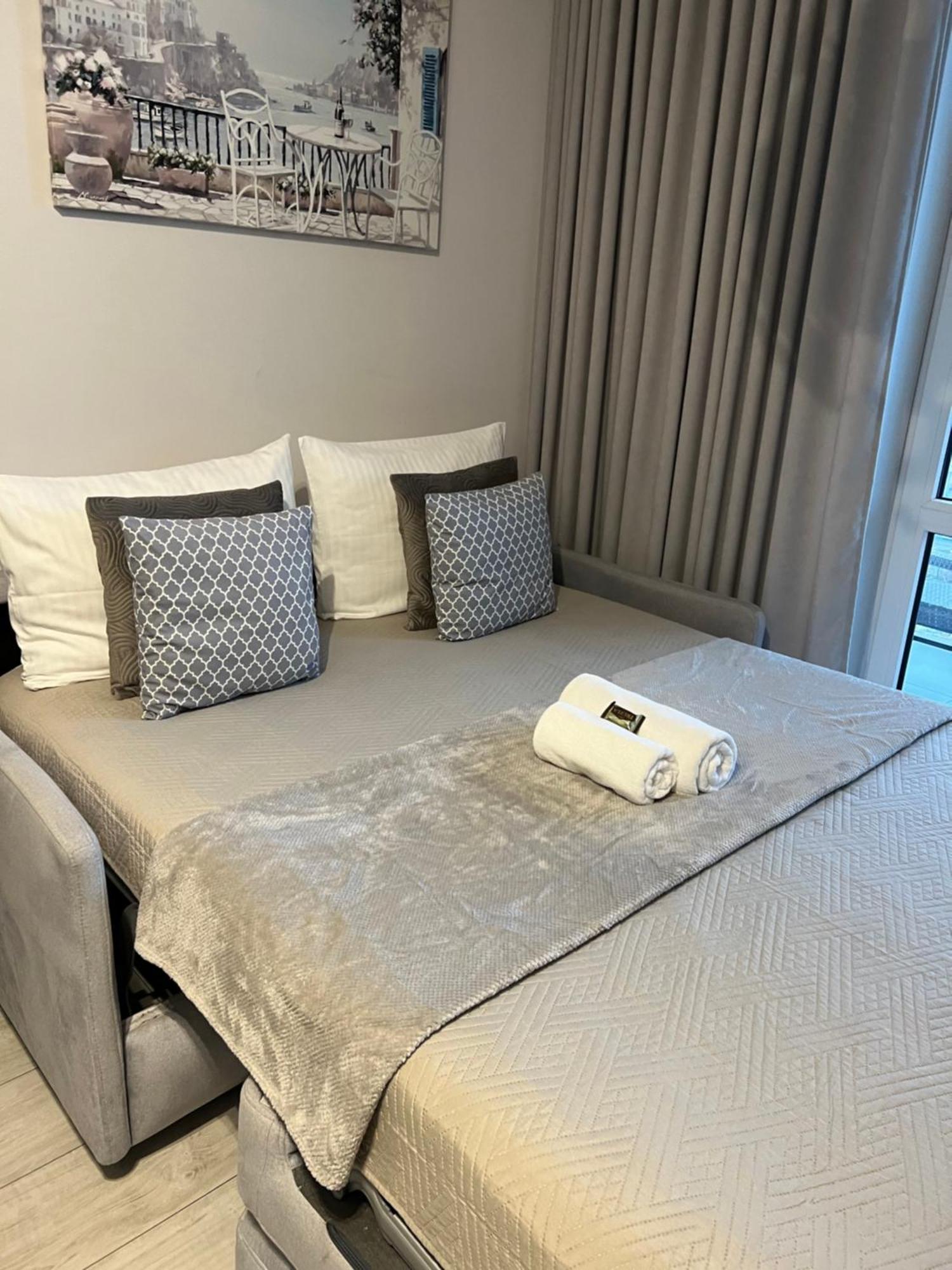 Warsaw Home Suites 外观 照片